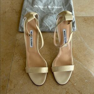 Manolo Blahnik Beige Ankle Strap Heels